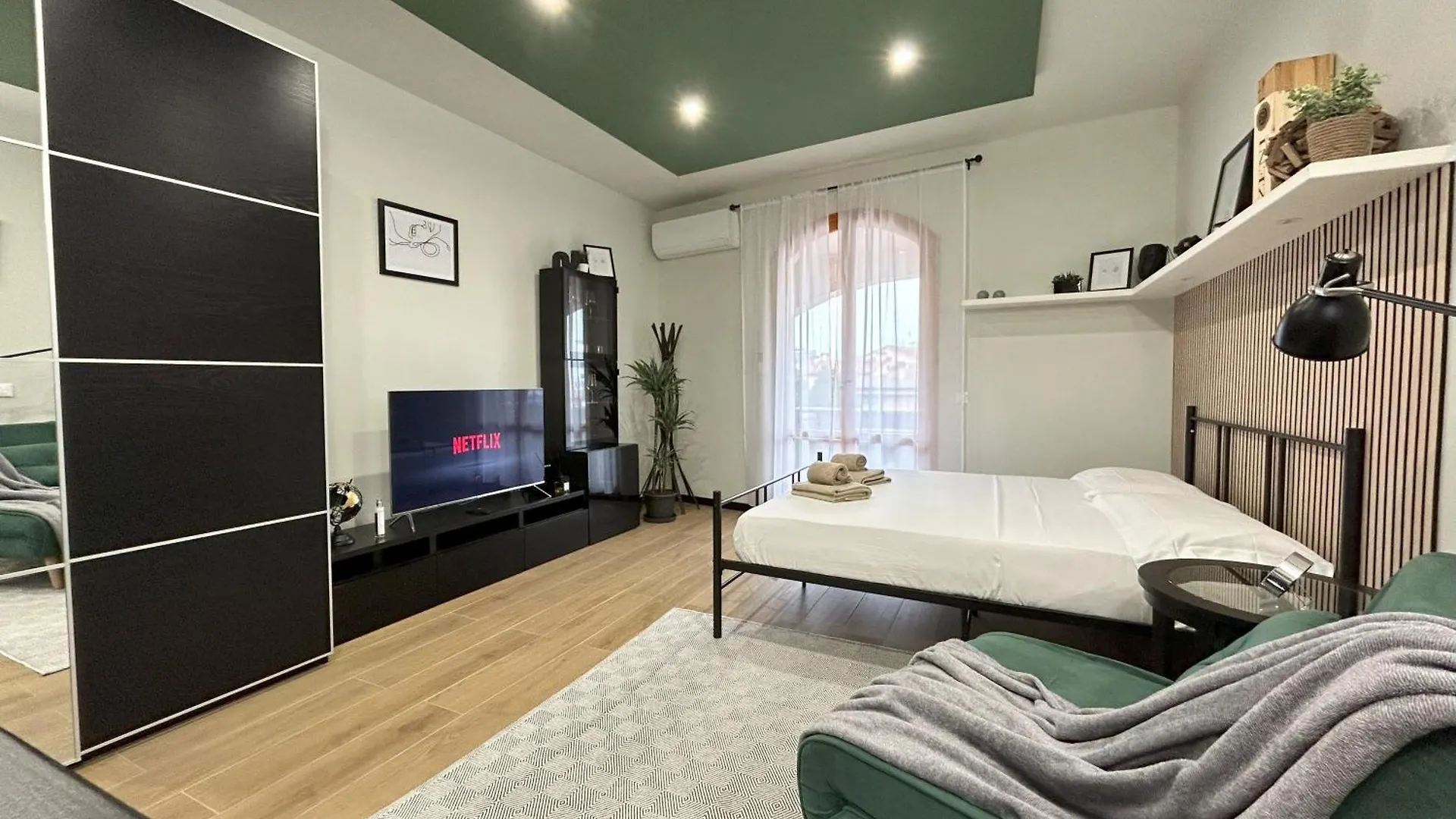 פסקיארה דל גארדה Hide Apartment  פסקיארה דל גארדה